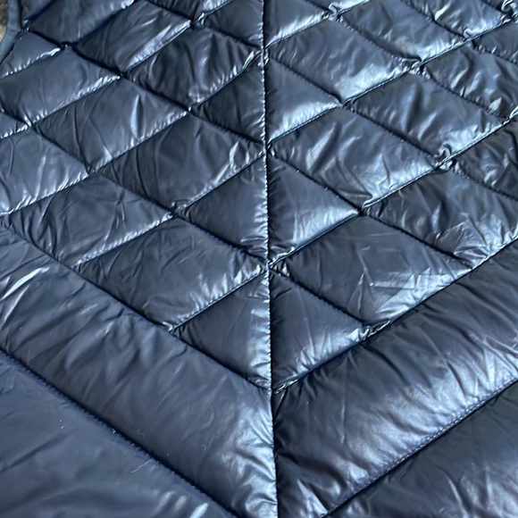 Lucy Puffy Vest - Picture 6 of 6